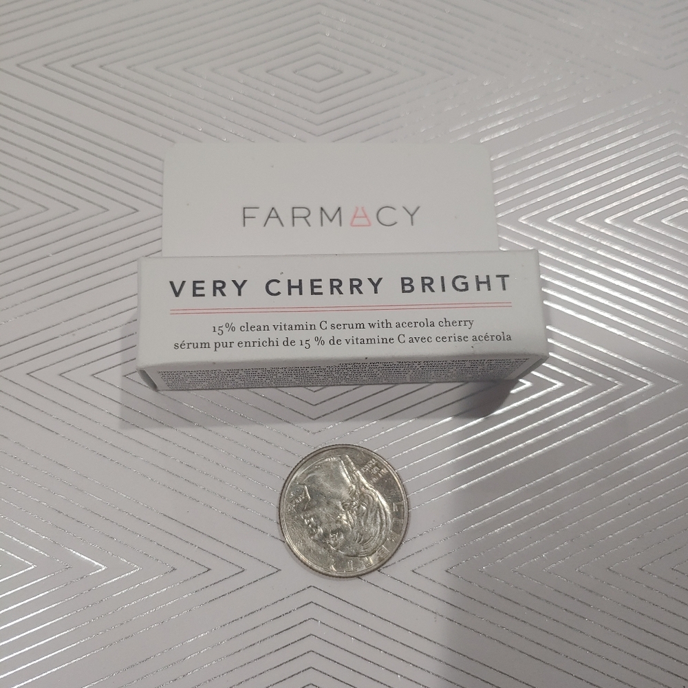 very cherry bright vitamin c serum